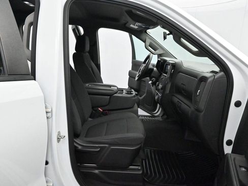 Used 2022 Chevrolet Silverado 1500 Custom w/ Safety Confidence Package image 28