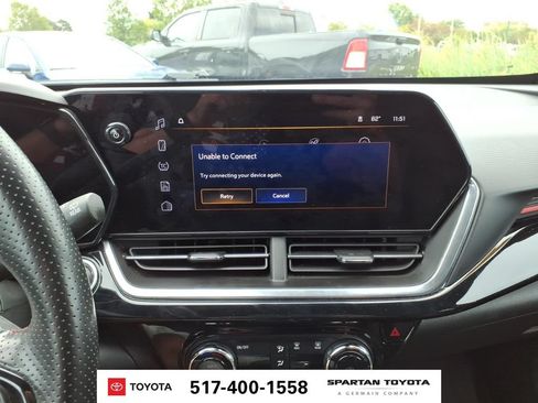 Used 2024 Chevrolet Trax RS w/ Driver Confidence Package FWD image 20