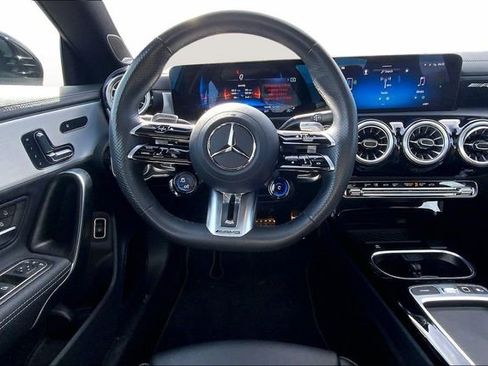 Used 2025 Mercedes-Benz CLA 35 AMG 4MATIC image 5