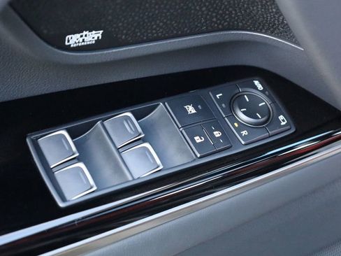 Used 2023 Lexus LX 600 F Sport image 33