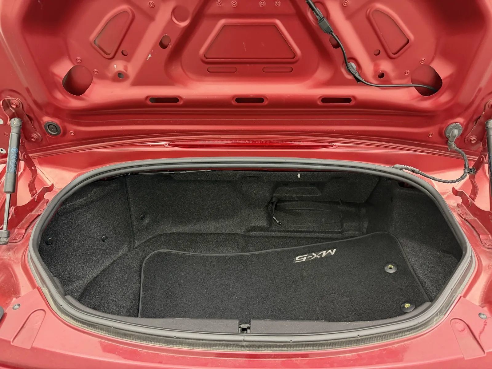 Used 2016 MAZDA MX-5 Miata Grand Touring RWD image 28