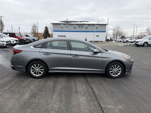 Used 2018 Hyundai Sonata SE image 9