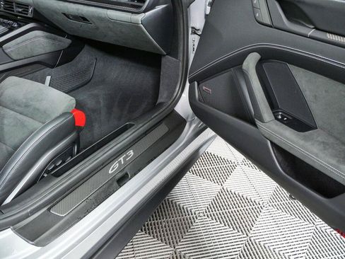 Used 2026 Porsche 911 GT3 RWD image 22