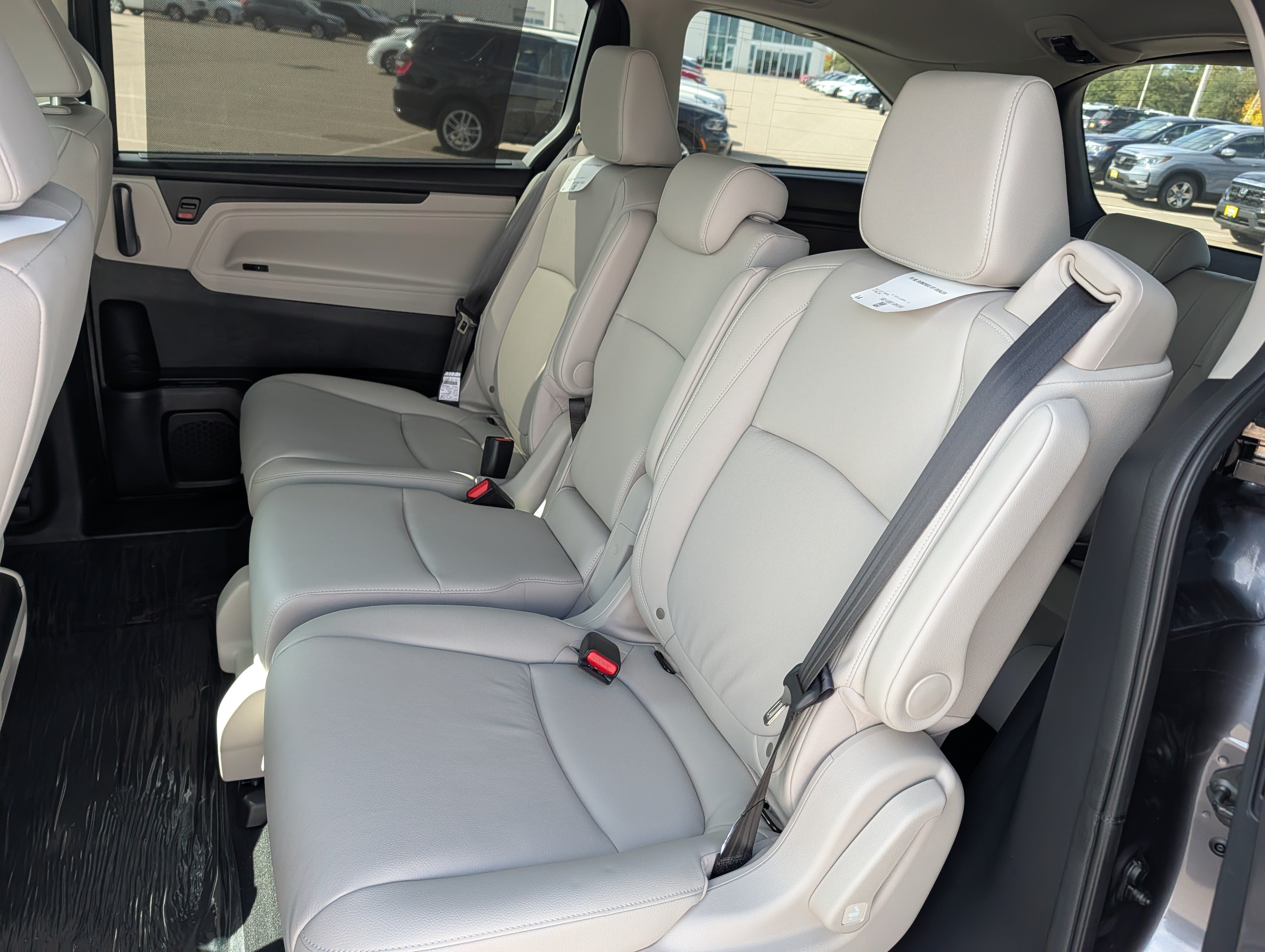 New 2026 Honda Odyssey EX-L image 6