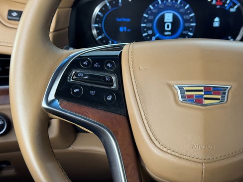 Used 2017 Cadillac Escalade ESV Platinum image 21