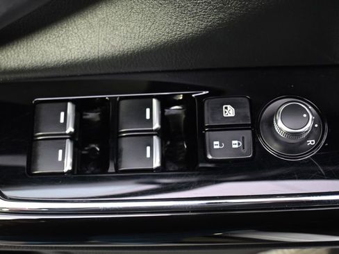 Used 2023 MAZDA CX-9 Touring image 24