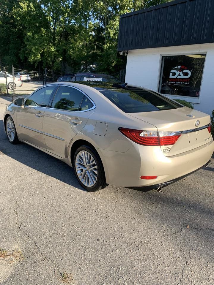Used 2013 Lexus ES 350 FWD image 6