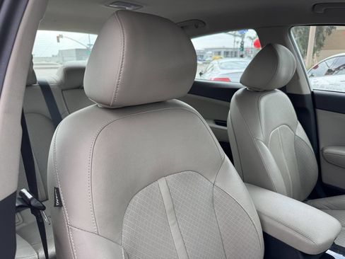 Used 2018 Kia Optima EX FWD image 15