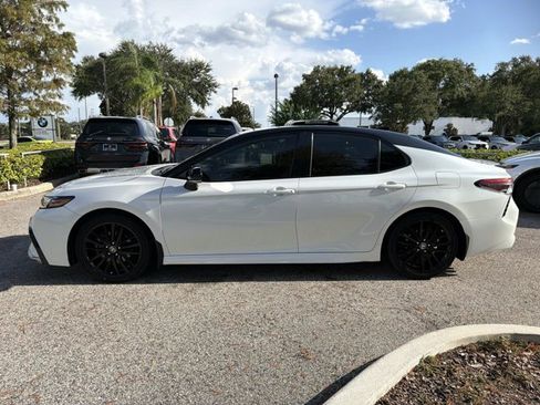 Used 2023 Toyota Camry XSE FWD image 6