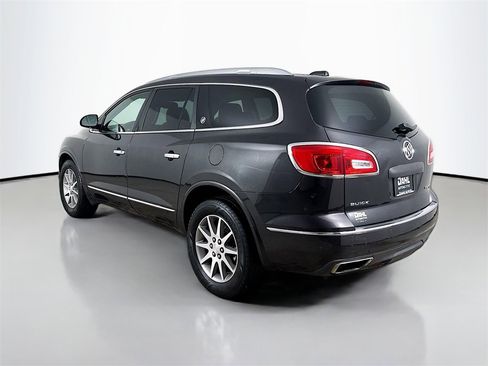 Used 2017 Buick Enclave Leather image 9