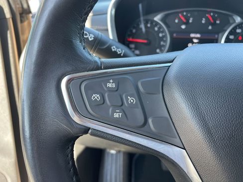 Used 2019 Chevrolet Equinox Premier FWD image 27
