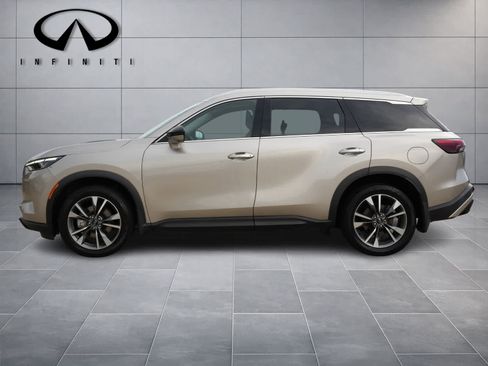 Used 2023 INFINITI QX60 Luxe w/ Cargo Package AWD/4WD image 4