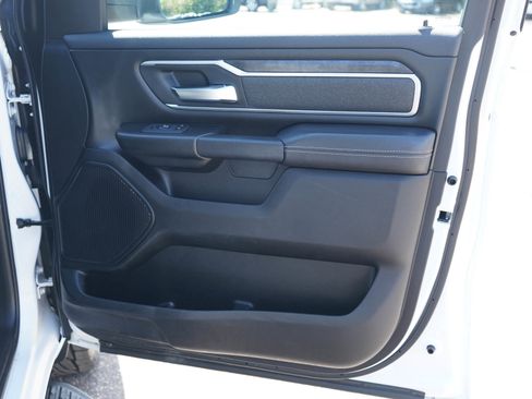 Used 2022 RAM 1500 Big Horn AWD/4WD image 9