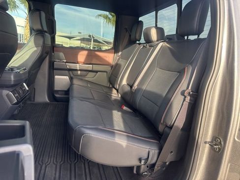 Used 2023 Ford F150 Lariat image 9