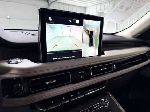 Used 2020 Lincoln Aviator Reserve w/ Elements Package Plus image 17