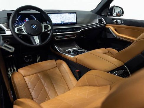 Certified 2023 BMW X7 xDrive40i w/ M Sport Package image 20