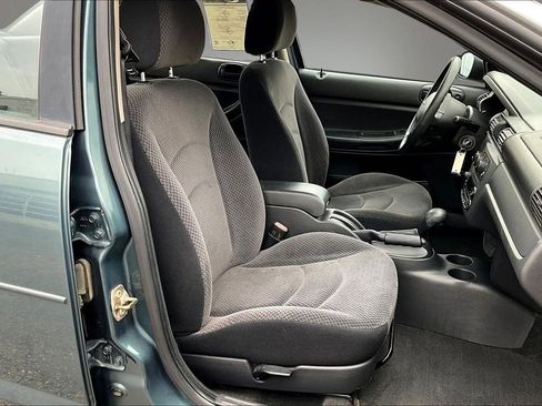 Used 2006 Chrysler Sebring Sedan FWD image 27