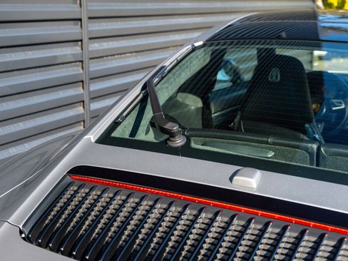 Certified 2019 Porsche 911 Carrera S image 37