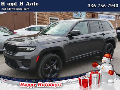 Used 2023 Jeep Grand Cherokee Altitude