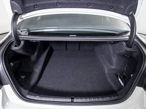 Used 2023 BMW M5 w/ Executive Package image 9