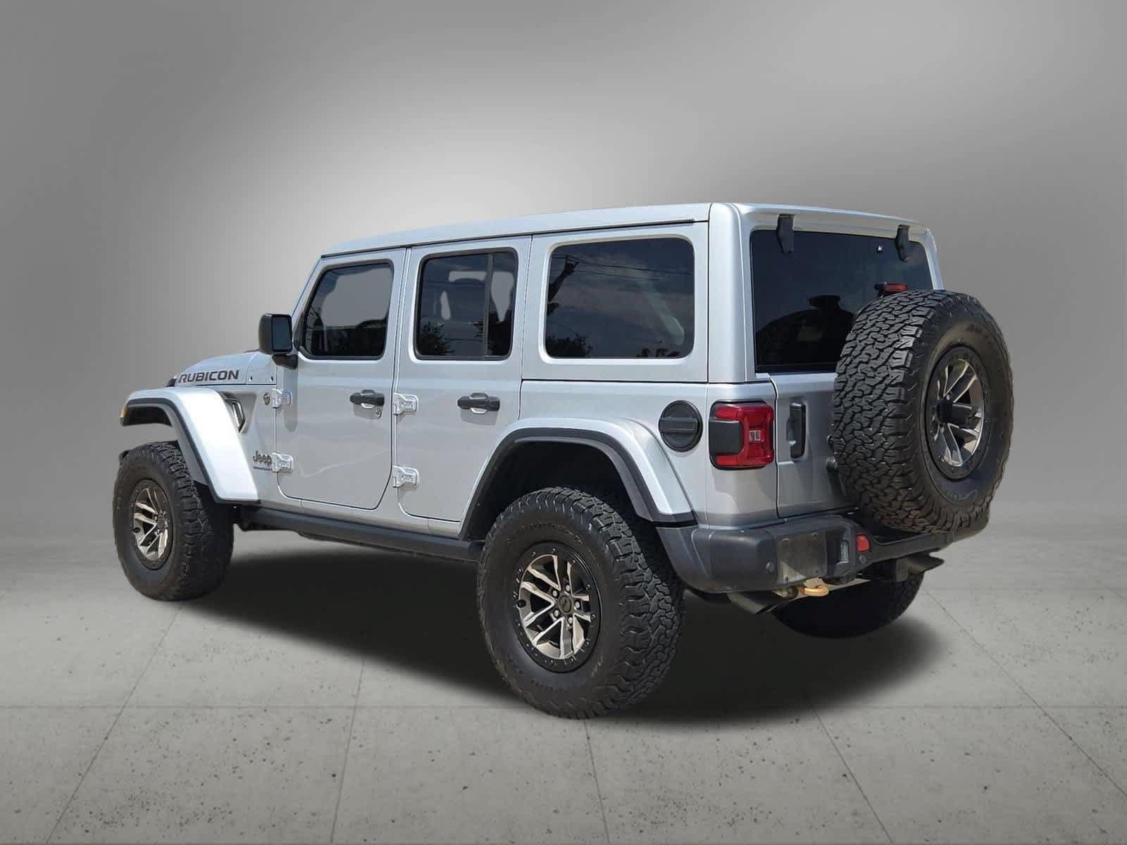 Used 2024 Jeep Wrangler Unlimited Rubicon 392 w/ Dual Door Group (Lowers Only) AWD/4WD image 4