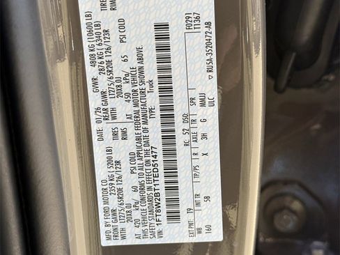 New 2026 Ford F250 Lariat w/ Chrome Package image 64