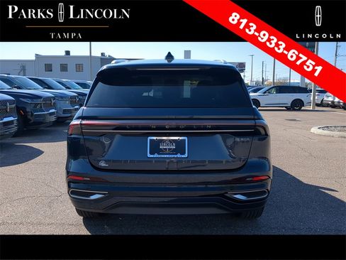 Certified 2024 Lincoln Nautilus Reserve w/ Equipment Group 202A image 5