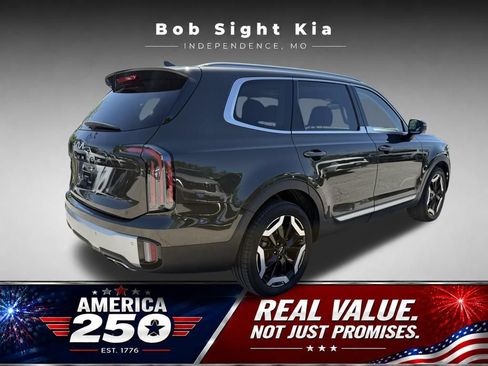 Used 2024 Kia Telluride EX FWD image 15