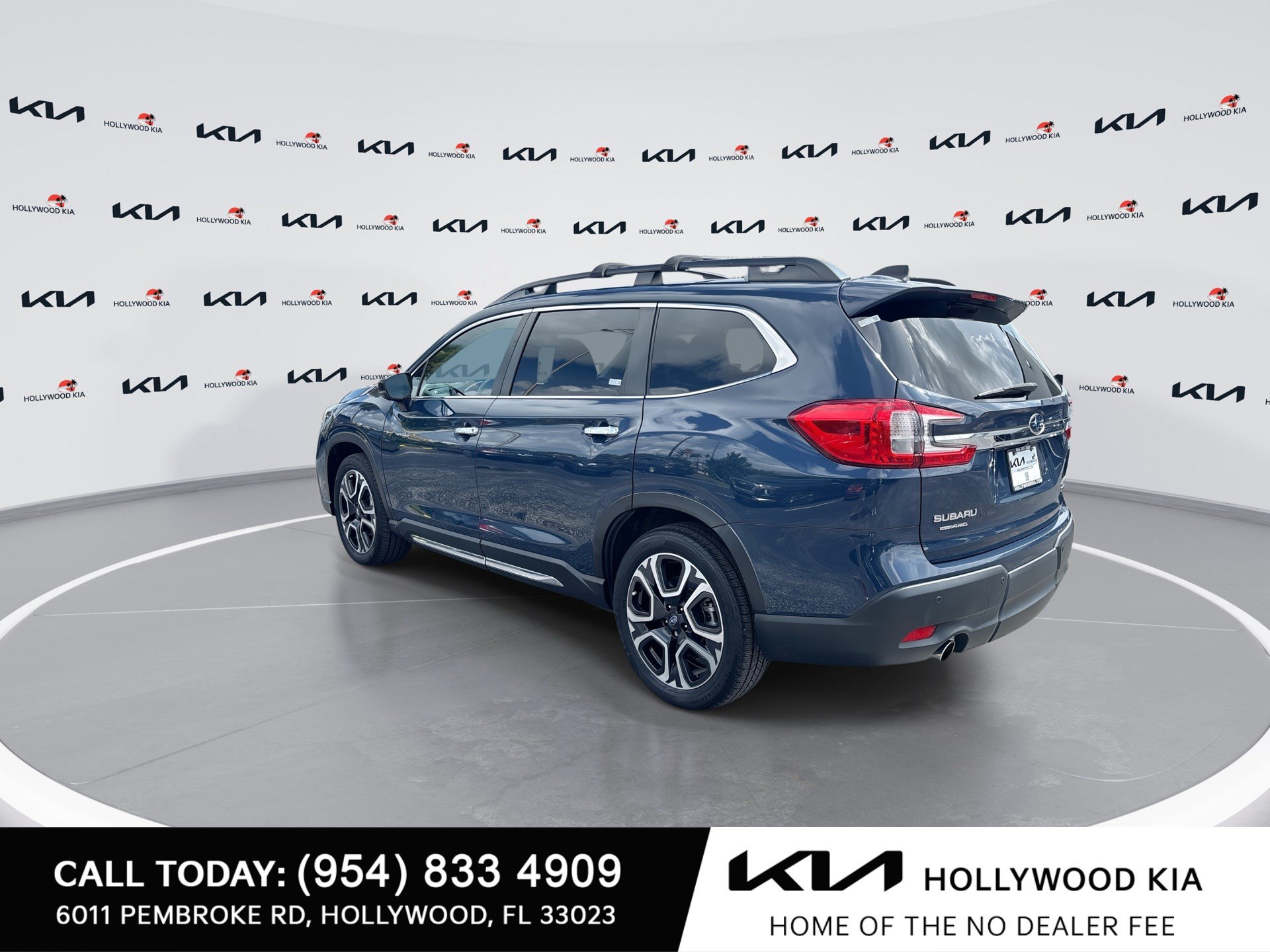 Used 2024 Subaru Ascent Touring AWD/4WD image 6