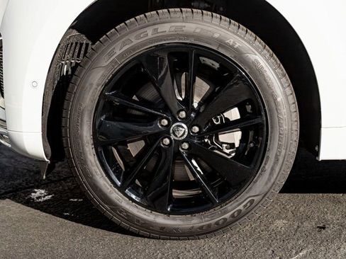 New 2026 Jaguar F-PACE R-Dynamic S image 11