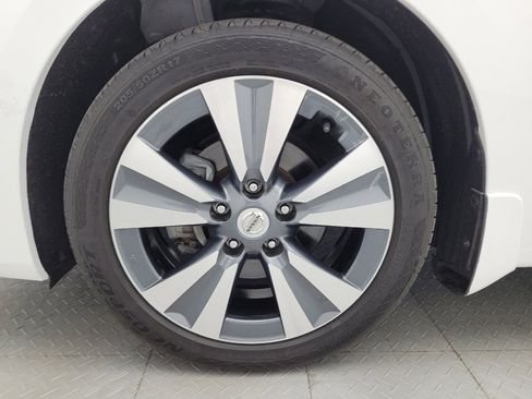 Used 2019 Nissan Sentra SV w/ Special Edition Package FWD image 31