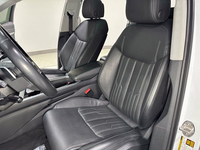 Used 2024 Audi Q8 e-tron Prestige w/ Prestige Package AWD/4WD image 16