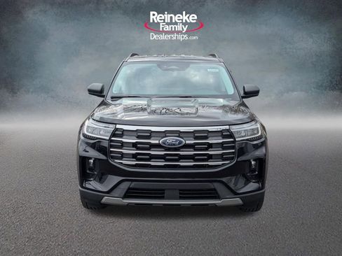 New 2026 Ford Explorer Active AWD/4WD image 2