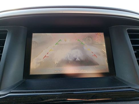 Used 2014 Nissan Pathfinder SV w/ Cargo Package image 19