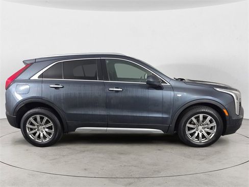 Used 2020 Cadillac XT4 Premium Luxury image 6