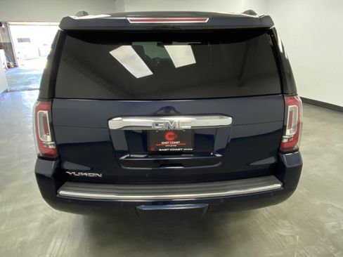 Used 2019 GMC Yukon Denali w/ Denali Ultimate Package image 5