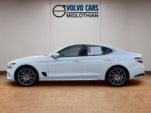 Used 2025 Genesis G70 2.5T RWD image 22