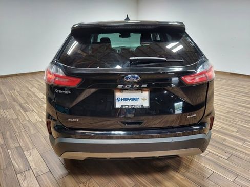 Used 2023 Ford Edge SEL image 18