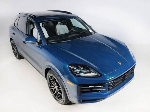 New 2026 Porsche Cayenne AWD/4WD image 28