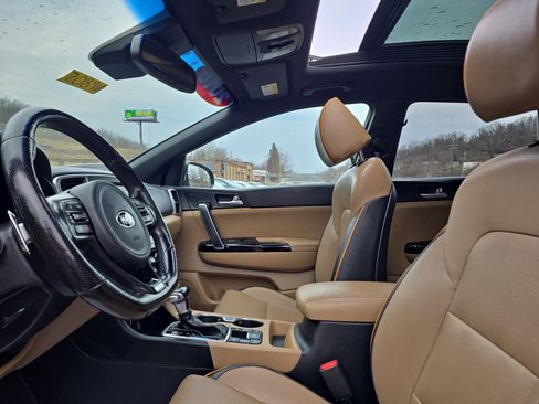 Used 2018 Kia Sportage SX image 11
