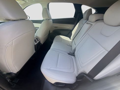 Used 2025 Hyundai Tucson SEL FWD image 22