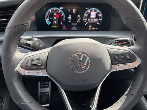 New 2026 Volkswagen Tiguan SE R-Line AWD/4WD image 12