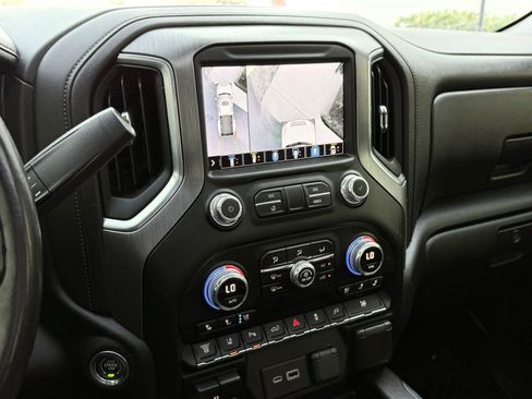 Used 2020 GMC Sierra 3500 Denali w/ Denali Ultimate Package AWD/4WD image 57