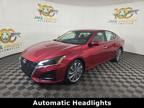 Used 2023 Nissan Altima 2.5 SL AWD/4WD image 3