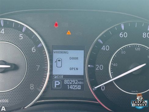 Used 2018 Nissan Armada SL w/ Premium Package image 19