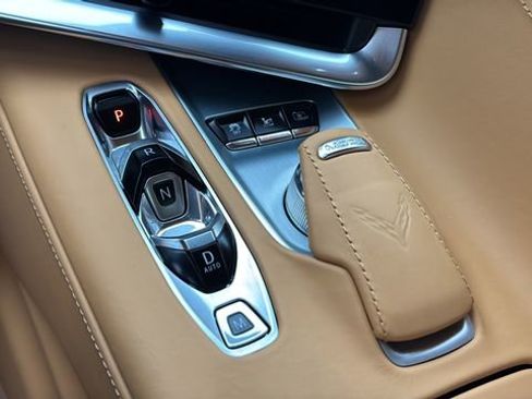 Used 2023 Chevrolet Corvette Stingray Premium Conv w/ Z51 Performance Package image 27