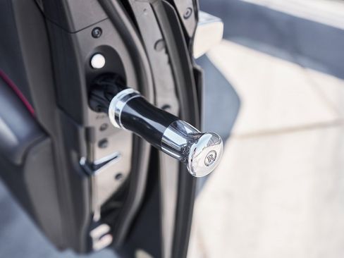 Used 2019 Rolls-Royce Ghost image 23