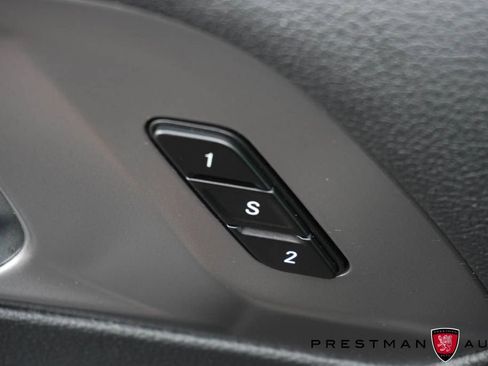 Used 2026 Chrysler Pacifica Select FWD image 24
