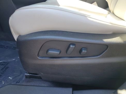 Used 2019 Cadillac XT4 Premium Luxury w/ Driver Awareness Package image 22