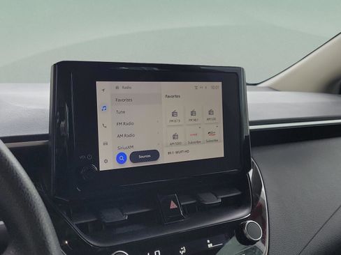 Used 2024 Toyota Corolla LE image 25